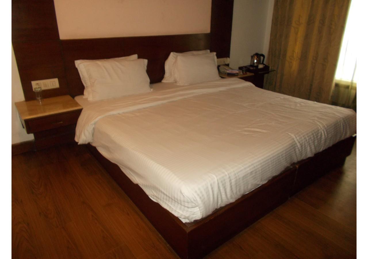 The Imperial Square Hotel Mussoorie Kültér fotó