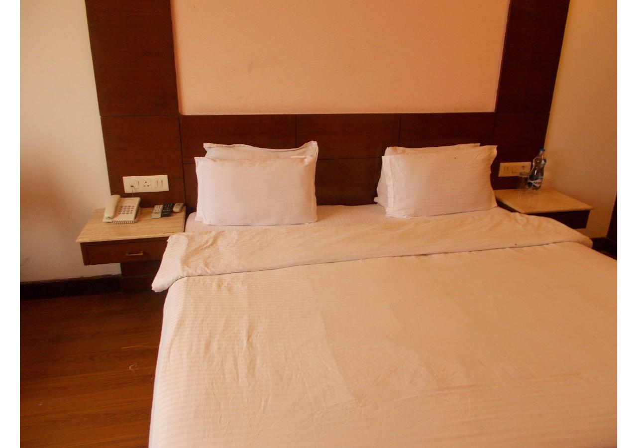 The Imperial Square Hotel Mussoorie Kültér fotó